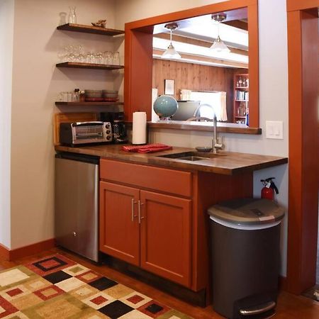 Panther Mountain Lodge Финишия Экстерьер фото